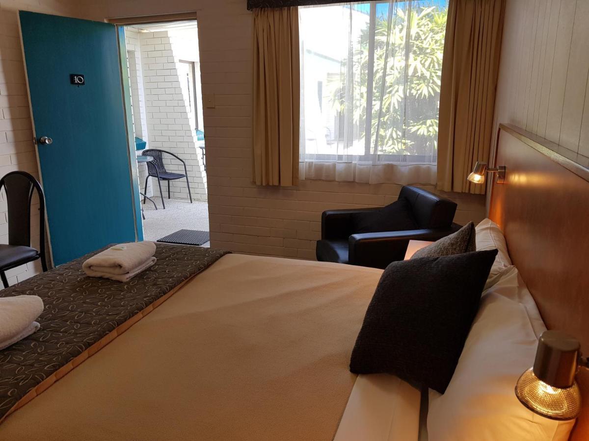 Peppercorn Motel Clermont エクステリア 写真